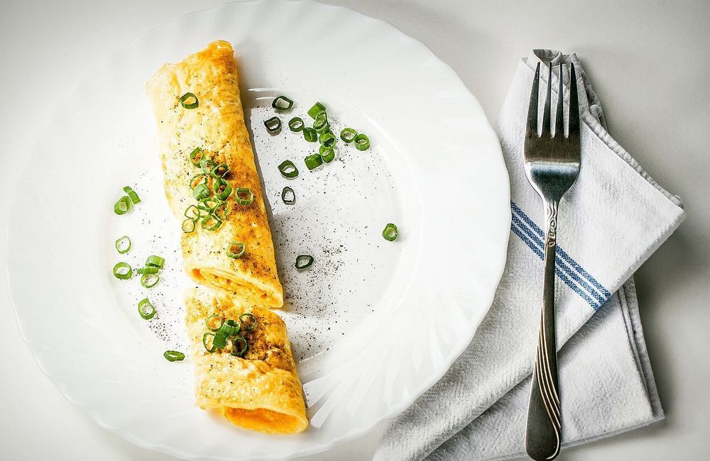 Les 4 astuces de chefs pour réussir une omelette parfaite