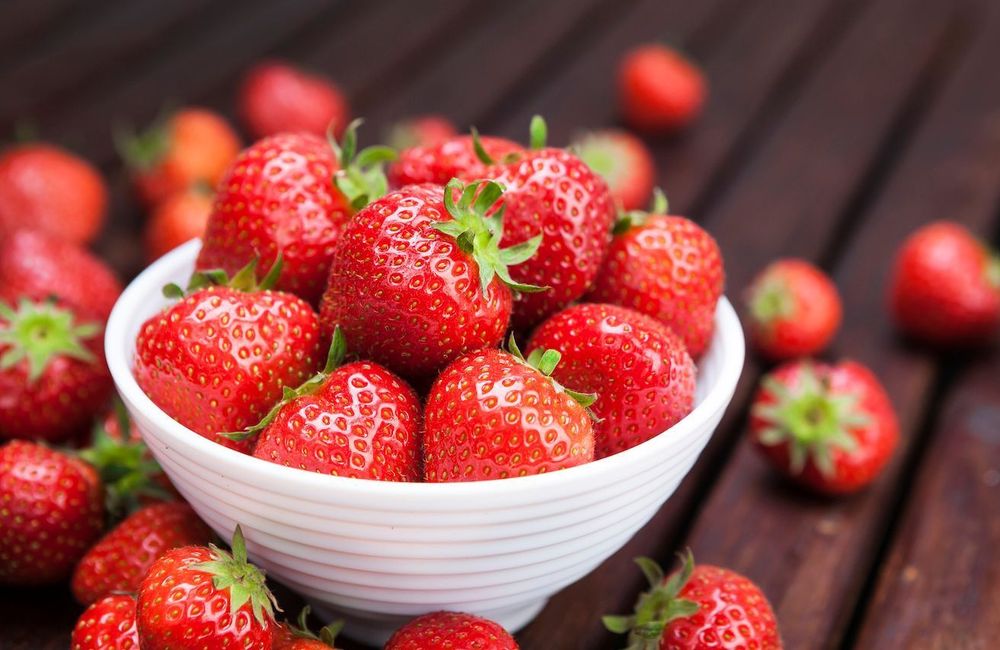 Comment parfumer des fraises – parfois sans goût - sans ajouter de sucre ?