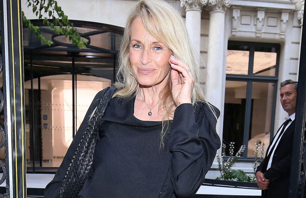 Estelle Lefébure comblée : elle partage un tendre moment avec son petit-fils Harrisson
