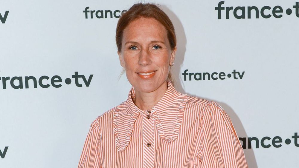 Agathe Lecaron (51 ans) avoue une infidélité inattendue avec un célèbre animateur : "Je ne sais pas pourquoi"