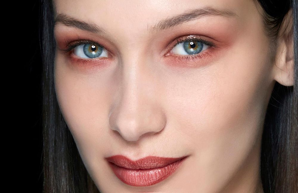 Le retour des sourcils fins ? Non merci, on a déjà donné !