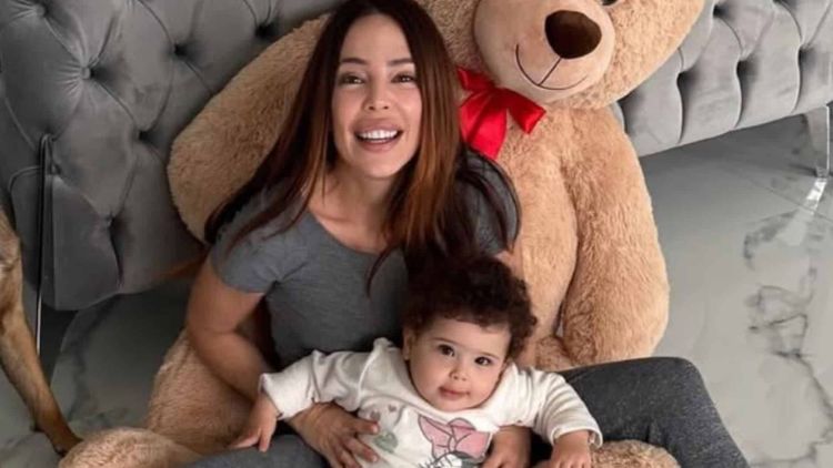 "Faut se faire soigner là" : le comportement de Kim Glow avec sa fille Talia scandalise les internautes !