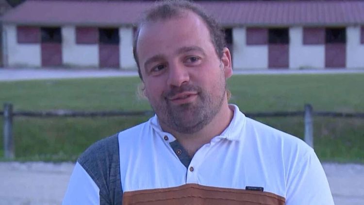 "Nous lui cherchons une bonne famille pour la vie" : Guillaume (L'amour est dans le pré) lance un appel après avoir sauvé un poney