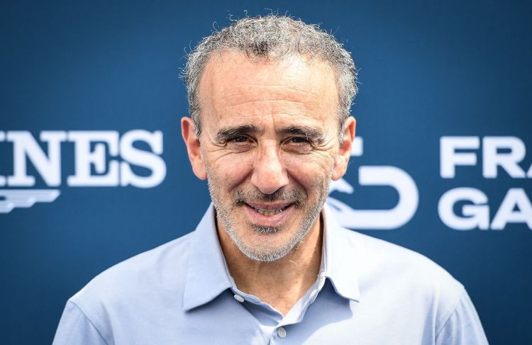 Élie Semoun, père à 62 ans : il partage un cliché de la grossesse de sa compagne