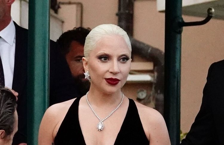 « Je suis chanceuse d’être en vie » : Lady Gaga se confie sur ses troubles mentaux
