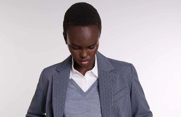 Ce blazer de fête est le plus vendu chez Maje cette saison