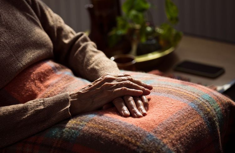 Féminicide dans la Marne : une femme de 77 ans atteinte d’Alzheimer tuée par son mari