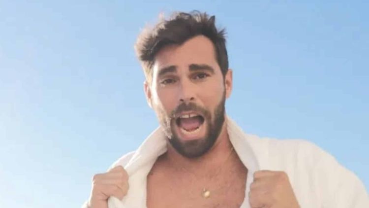 Jauffrey (MAPR6) : le candidat annonce la naissance de son premier enfant et dévoile une adorable photo !
