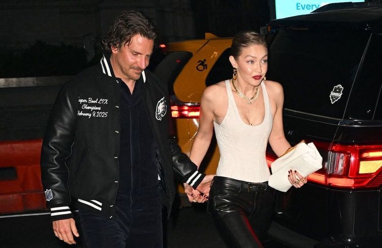 Dans les rues de New York, Gigi Hadid et Bradley Cooper livrent leur première interview
