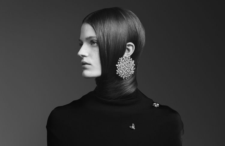 Le best of mode de la semaine : un bijou inspiré de la nature chez Boucheron, une collab’ 100 % British…