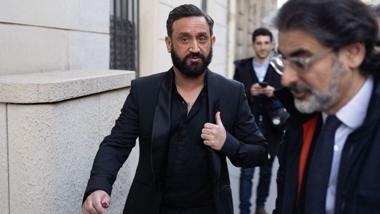 "Je suis harcelée par cette dame", "C’est trop méchant", l’animateur Cyril Hanouna menace une députée