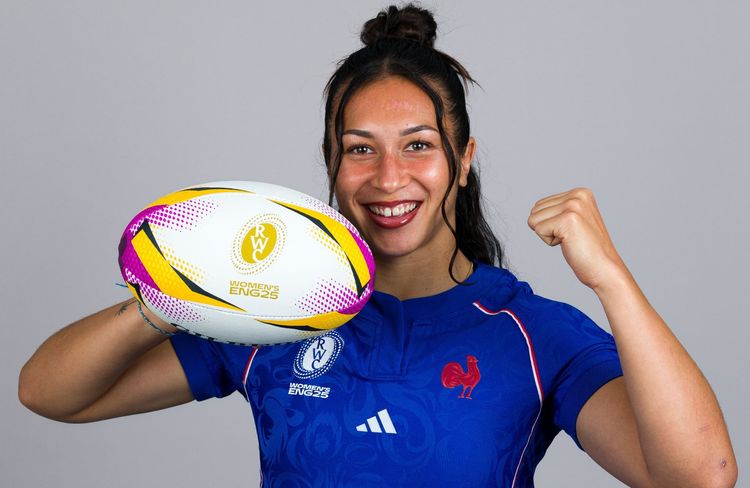 Future médecin et capitaine de l'équipe de France féminine de rugby, qui est Manae Feleu ?