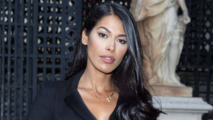 Ayem Nour : elle officialise avec son tout nouveau chéri, un cliché exclusif dévoilé !