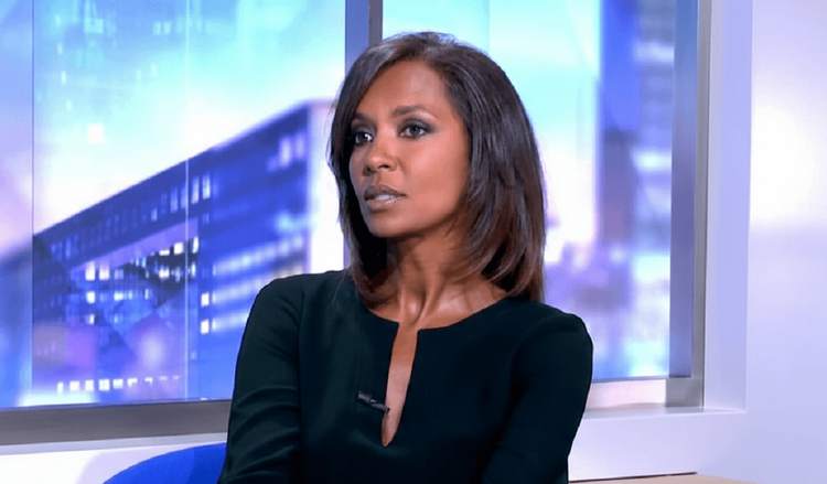 Karine Le Marchand en pleine "cohue" au Salon de l'agriculture : "Prise de tournis", des centaines de gens hurlent son nom, "c’est complètement dingue !"