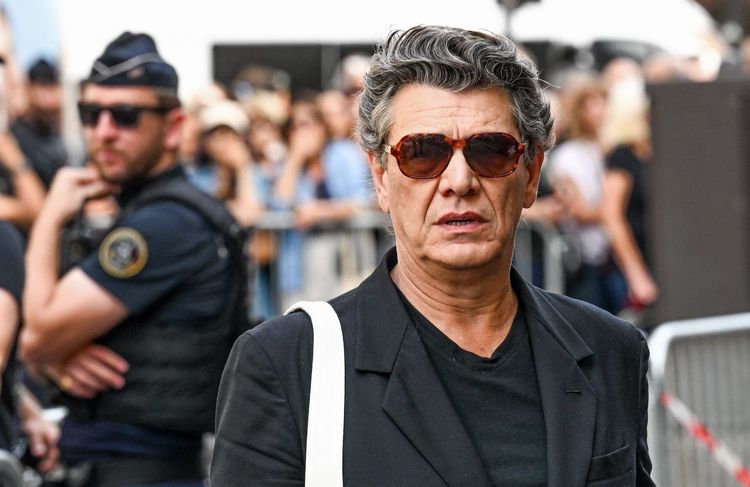 « Un père, ça doit dire non » : Marc Lavoine se livre sur son rôle de père de famille
