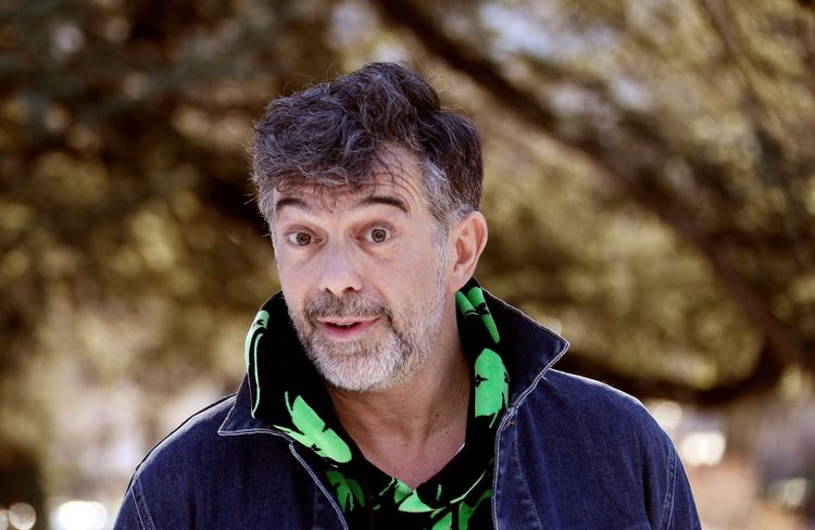 Stéphane Plaza : une collaboratrice se confie sur le comportement de l’animateur en tournage