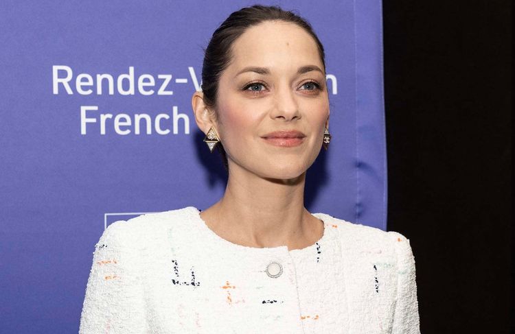 Marion Cotillard rejoint Jennifer Aniston au casting de cette série à succès