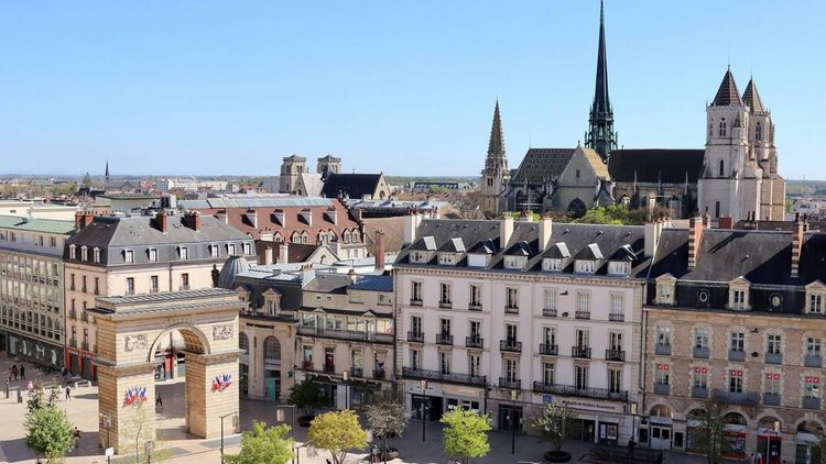 Immobilier à Dijon : hausse contrastée entre achat et location en décembre 2025