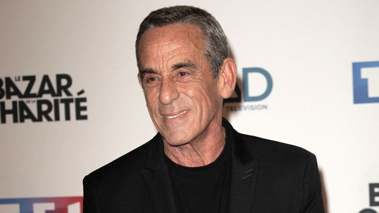"Thierry est parti comme il a vécu" : L'adieu émouvant à Thierry Ardisson entouré de ses enfants et de sa veuve éplorée