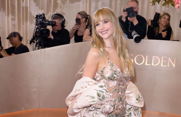 Jennifer Lawrence se confie sur la règle étonnante qui fait tenir son mariage avec Cooke Maroney