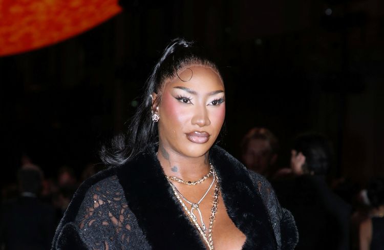 « Je culpabilisais un peu » : Aya Nakamura mère de deux enfants de pères différents, elle se confie