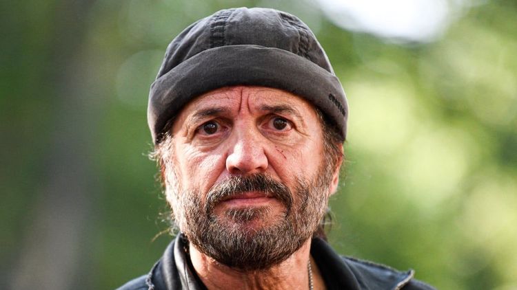 Francis Lalanne (66 ans) malade et ruiné "Je ne peux pas payer mon loyer", sa douloureuse réalité