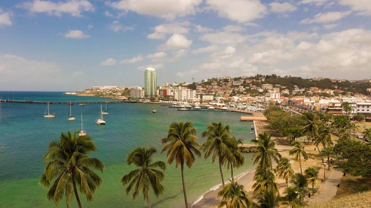 Mayotte, Martinique, La Réunion... Les banques toujours plus chères en 2025 dans les outre-mer