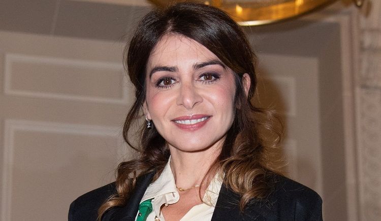 Après l'avoir côtoyée, Julie Zenatti sincère sur Hélène Ségara : "Je l'envoie bouler tout le temps"