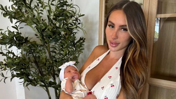 "C'est abusé" : l'attitude de Carla Talon avec sa fille de 4 mois ne passe pas du tout !