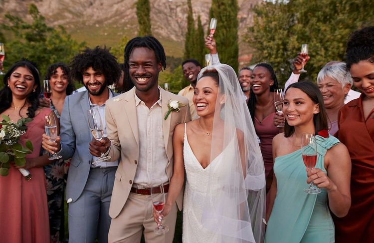 Pourquoi un couple sur dix invite ses ex à son mariage
