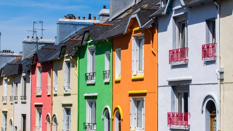 Marché immobilier à Brest : hausse modérée des prix d'achat, stabilité des loyers en octobre 2025