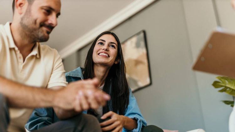 Taux immobilier à 0%, versement important de la CAF... Les 3 infos argent du jour
