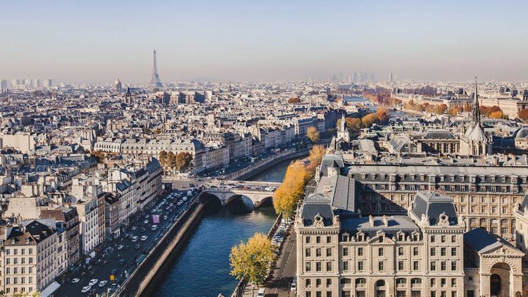 Impôts locaux : de l'Alpe d'Huez à Paris et Montpellier, le surprenant top 15 de la taxe foncière par m2