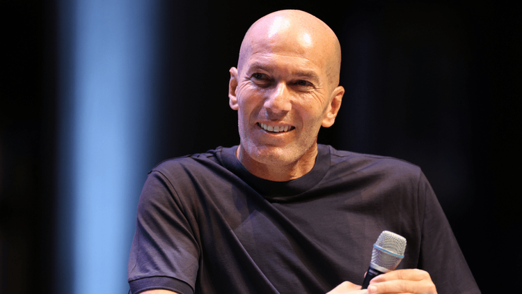 “Il a tout intérêt à...” : Zinedine Zidane pris à partie par Marine Le Pen