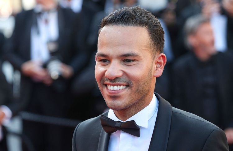 Le journaliste Mohamed Bouhafsi dénonce la libération de la parole raciste sur le plateau de « C à vous »