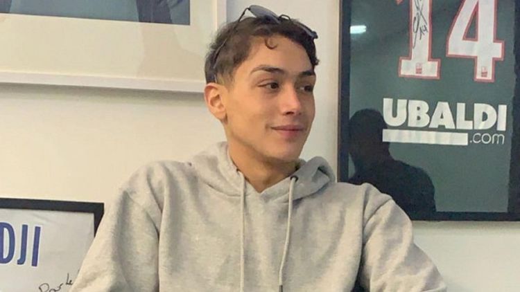 Aqababe, séquestré et battu par un rappeur, le blogueur demande justice