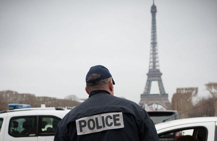 Paris : le corps d'une étudiante de 19 ans retrouvé dans le bois de Boulogne