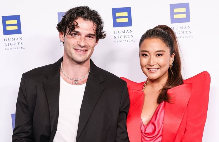 « Emily in Paris » : les co-stars Ashley Park et Paul Forman se seraient séparés