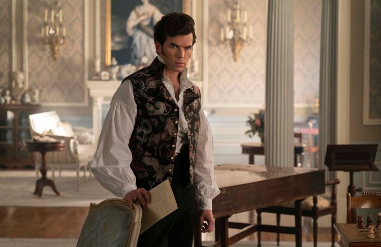 Qui est Luke Newton (Colin Bridgerton), la nouvelle coqueluche de la série Netflix ?