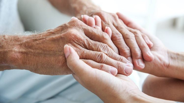 C'est quoi l'obligation alimentaire envers les parents, qui pourrait être supprimée dans certains cas ?