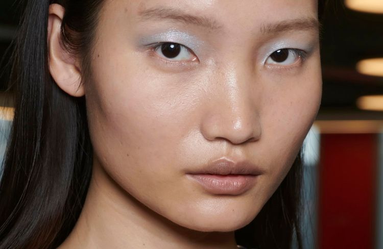 Ce makeup coloré s'annonce comme une tendance phare de l'été