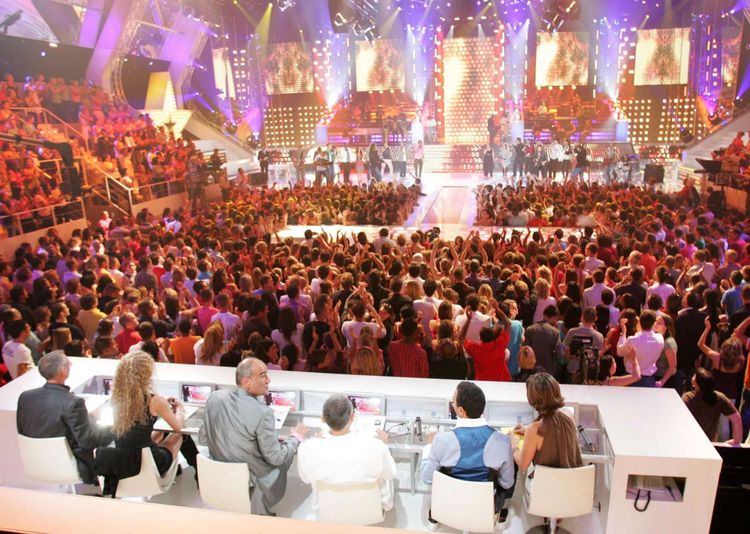 Un ancien élève de la Star Academy règle ses comptes avec la production de l’émission