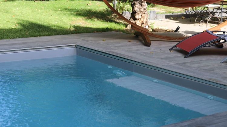 En pleine dispute avec des ados qui squattaient sa piscine, un touriste de 77 ans meurt