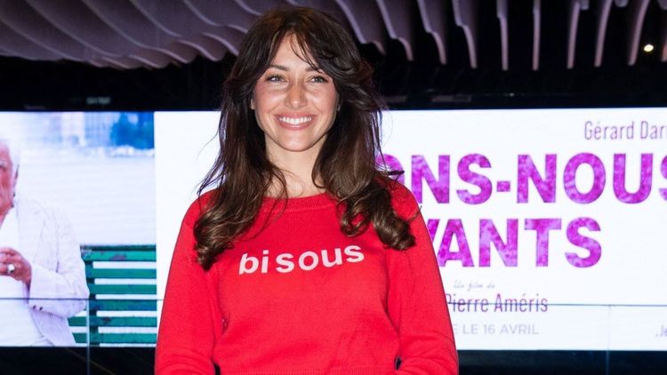 Delphine Wespiser veut se rendre au chevet de son ex à l’hôpital, mais reste bloquée en vacances : “Un casse-tête asphyxiant”