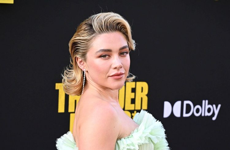 Florence Pugh officialise sa relation avec son compagnon Finn Cole à Milan