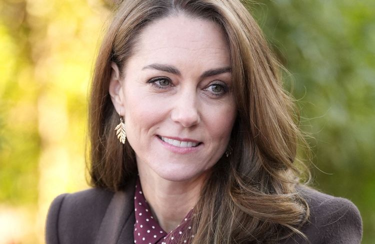 Kate Middleton : voici comment reproduire son brushing iconique en 3 étapes simples ?