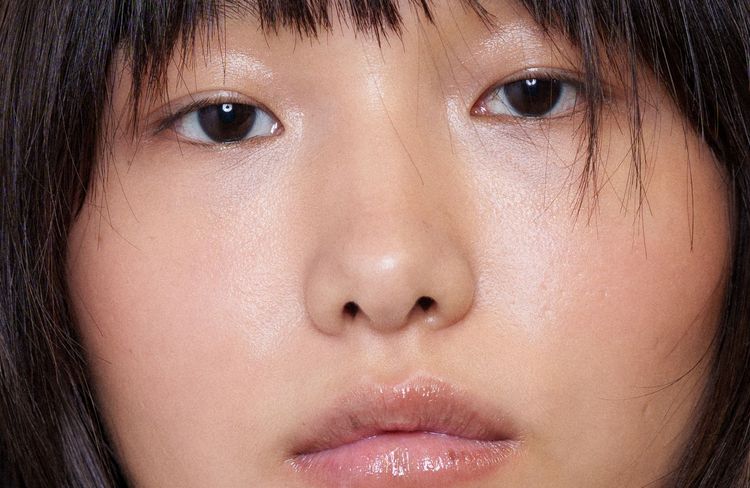 Après le collagène, faut-il miser sur les protéines pour sa peau ?