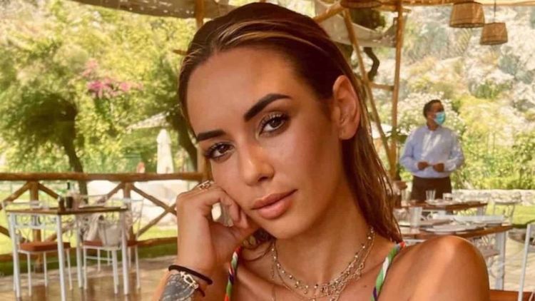 Hilona Gos : enceinte de 8 mois et demi, elle révèle le nombre de kilos qu'elle a pris depuis le début de sa grossesse !