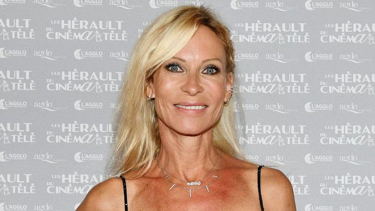Rebecca Hampton : l’actrice a retrouvé l'amour, deux ans après son ex qui s'était "évaporé" après son grave accident
