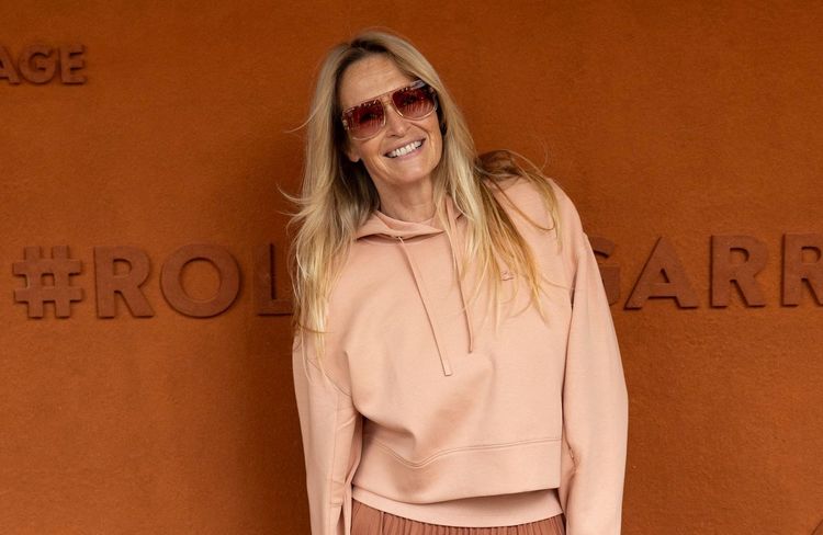 Estelle Lefébure se confie sur sa vie de mère et de femme : « Ne pas avoir de regrets, ça, ça aide »